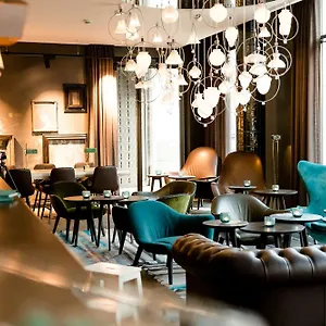 One Amsterdam-waterlooplein 3* Amsterdam